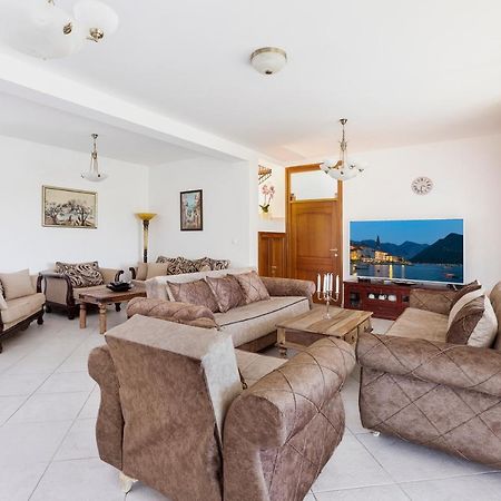 Villa Forest Kotor Exterior foto